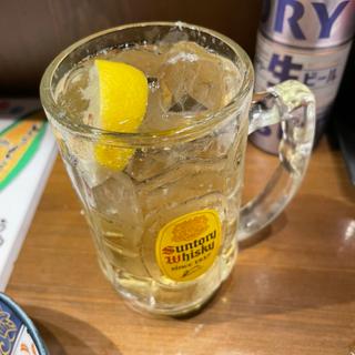 角ハイボール濃いめ(炉端と焼き鳥 かしわ屋治兵衛 名古屋駅店)