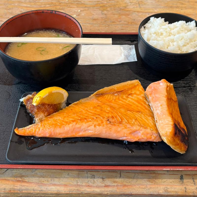 鮭ハラス定食(タカマル食堂 セブンパークアリオ柏店)