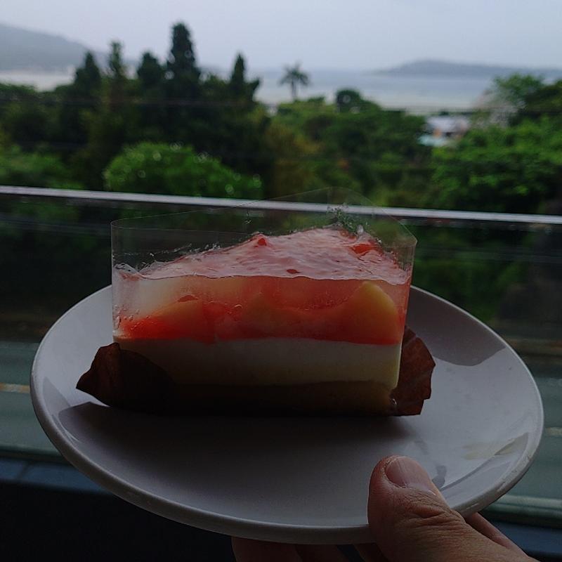 桃ケーキ(スターバックス コーヒー 沖縄本部町店)