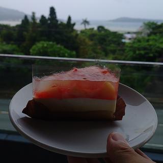 桃ケーキ(スターバックス コーヒー 沖縄本部町店)
