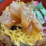 ぶっかけ漁師丼(味処 海の桜勘)