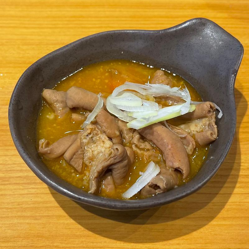 もつ煮込み(立飲みカドクラ)