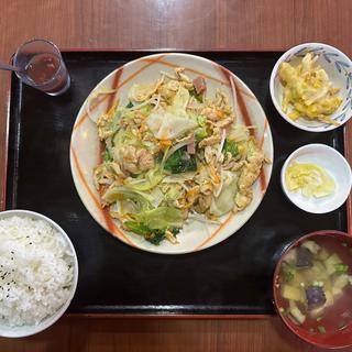 Bランチ ふーちゃんぷるー定食(アクアリュウム喫茶 慈伴賜)