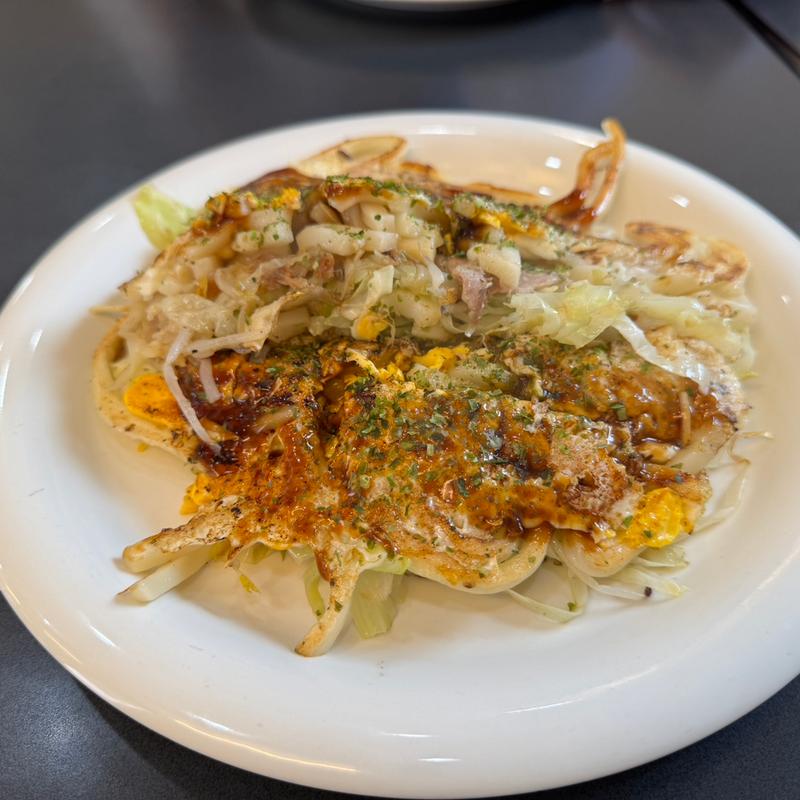 広島風お好み焼き うどん(お好み焼　八峯 )