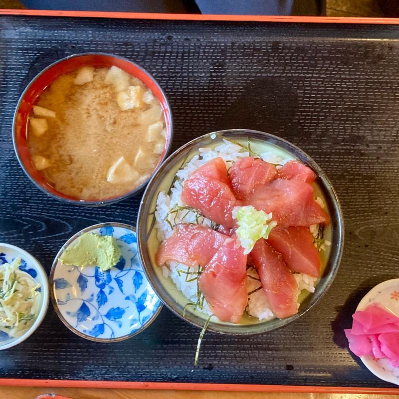 まぐろ漬け丼(まぐろや)