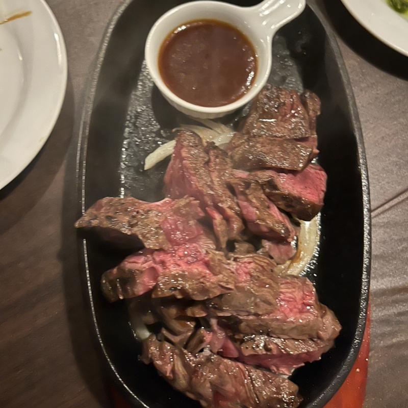 名物ハラミステーキ(肉屋のイタリア酒場 Mario)