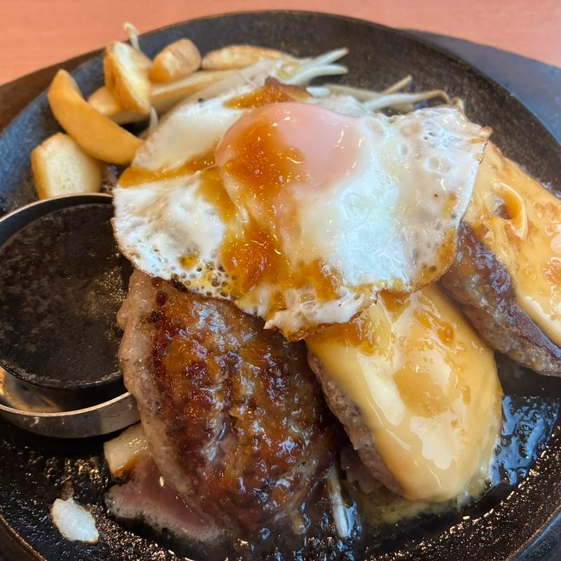 はせ川ハンバーグ　チェダーチーズ　目玉焼き(肉のはせ川 戸塚原宿店)