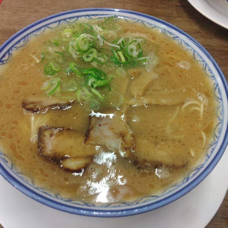 ラーメン(元祖赤のれん 雄ちゃんラーメン)