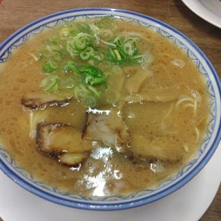 ラーメン(元祖赤のれん 雄ちゃんラーメン)