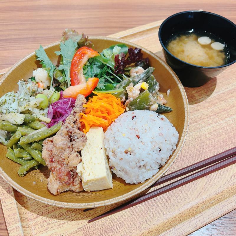 タニタカフェ+デリプレート(鳥O食堂×タニタカフェ イオンモール四條畷店)