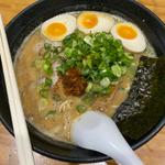 黒とんこつラーメン
