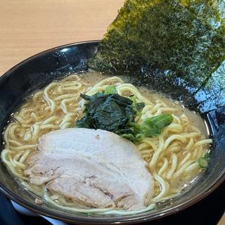 醤油ラーメン　大盛り(横浜家系ラーメン 京いち家 徳山店)