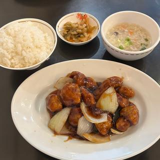 名物　黒酢のすぶたランチ