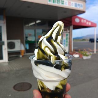 ソフトクリーム　抹茶トッピング