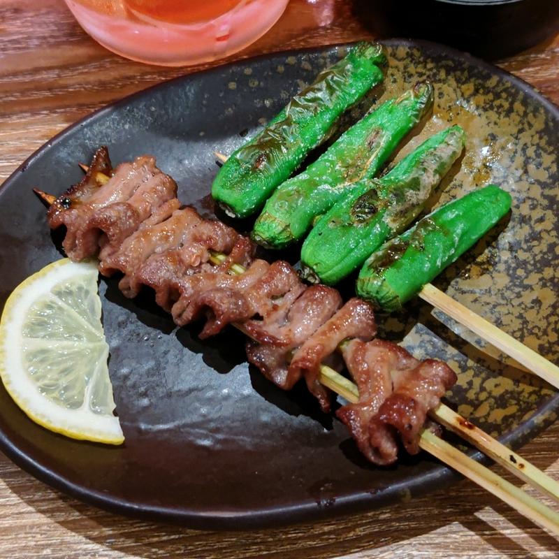 牛タン串・ししとう(富の市)