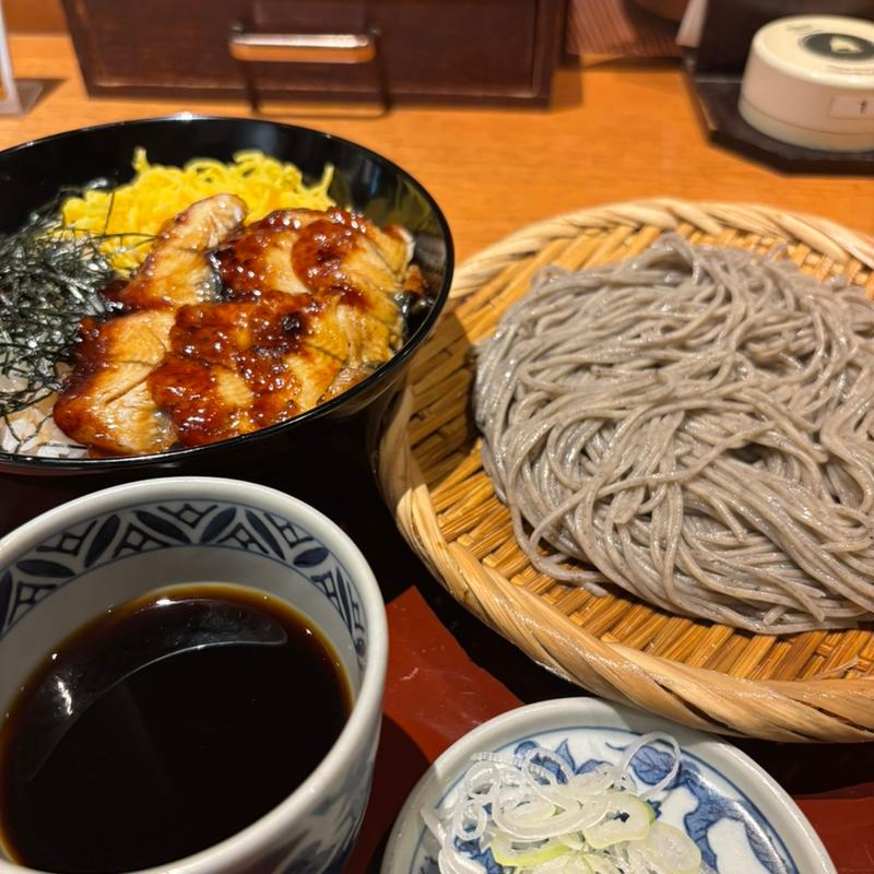 鰻丼とお蕎麦のセット(高田屋 岡山表町店 （たかだや）)