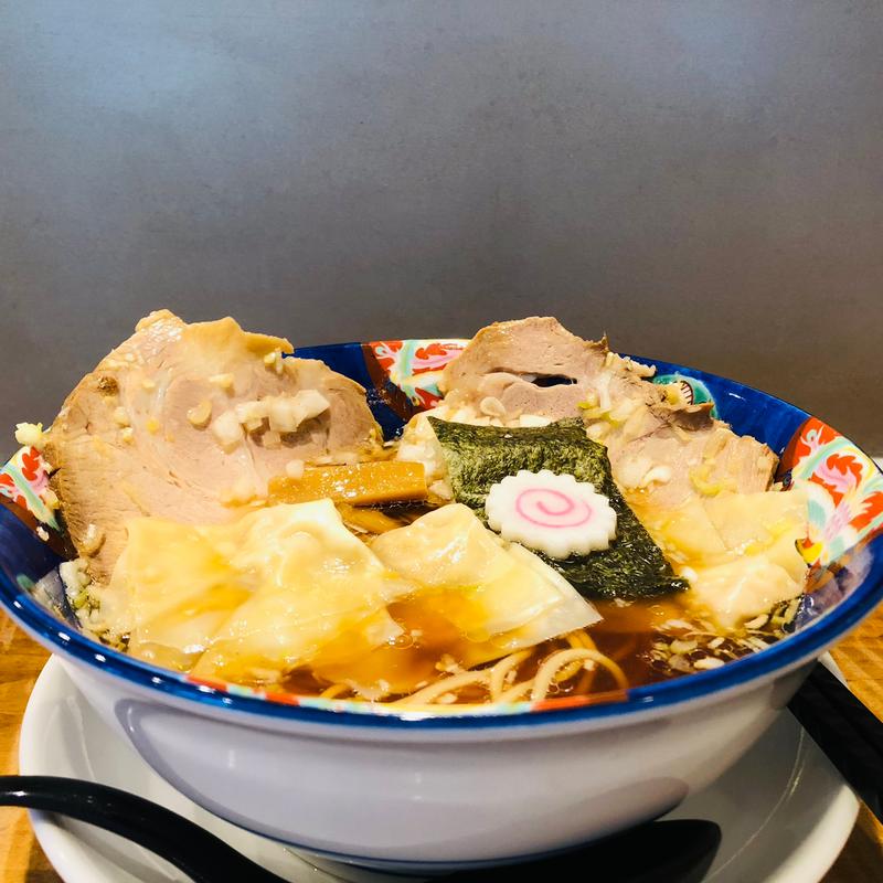 ワンタンチャーシュー麺(咲花ユニーク)