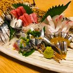 特注ぜいたく刺し盛り 6種(海鮮本舗)