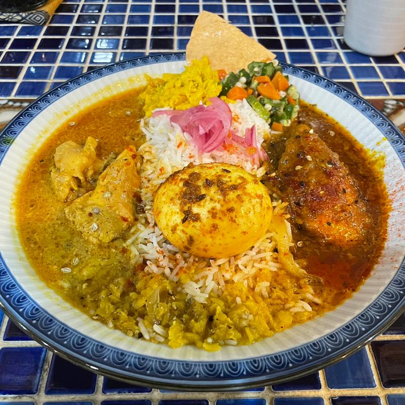 2種あいがけ(カレー屋カリクロ)