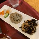 茄子味噌炒め定食(もつ九)
