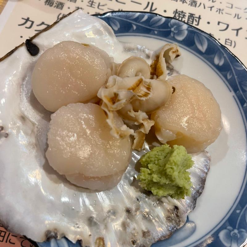 ホタテ刺身(武州うどんあかね&みどりダイニング)