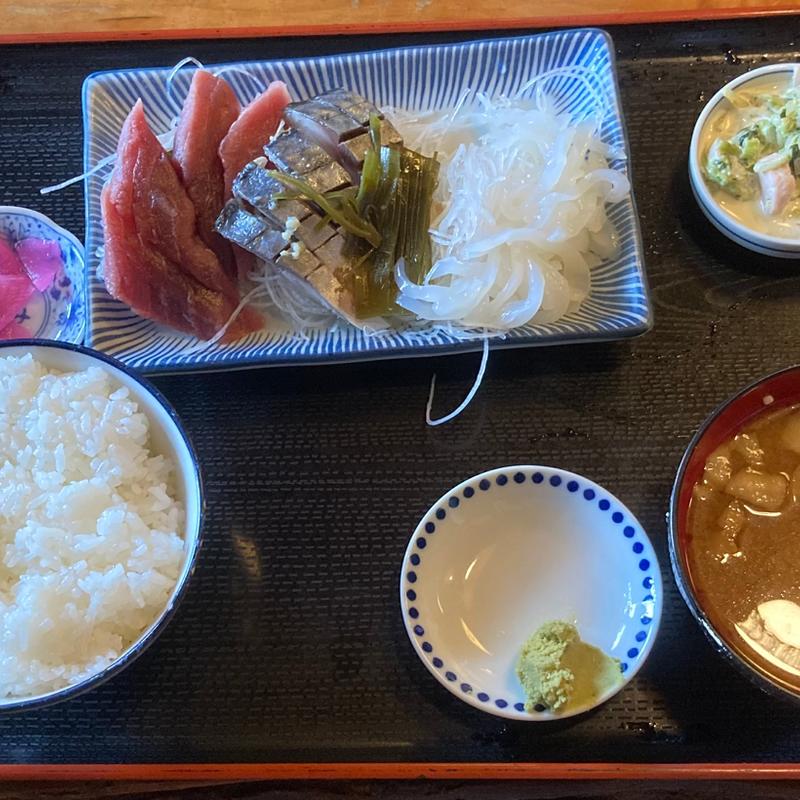 三種盛り定食(まぐろや)
