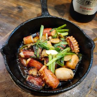 下足バター炒め(居酒屋 くぅ)