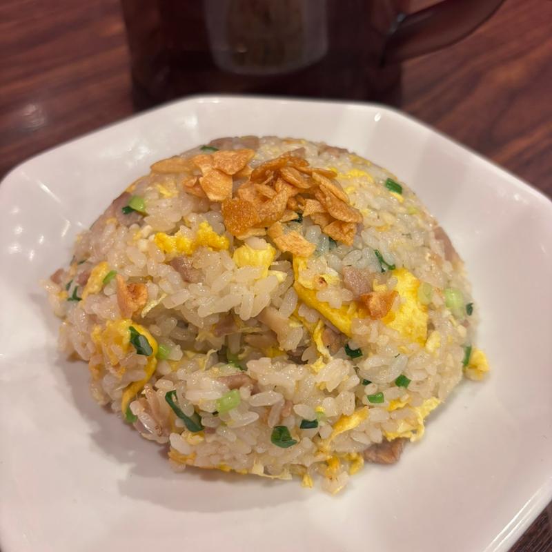 スタミナ炒飯(煮豚月見うどん中西製作所安城本店)