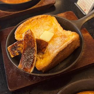 フレンチトースト(梟書茶房 Ｅｓｏｌａ池袋店)