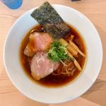 醤油ラーメン(ラーメンLab ろじっく)