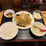 豚肉と野菜炒め定食