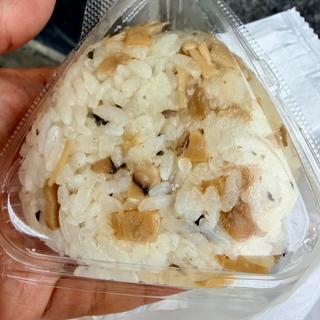 5種きのこおにぎり(羽釜炊きおにぎり満米 大宮店)