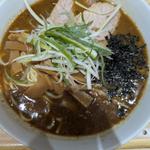 濃厚煮干しラーメン(麺絆英)