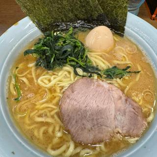 ラーメン　中