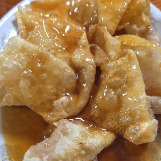 揚げワンタンの甘酢餡掛け