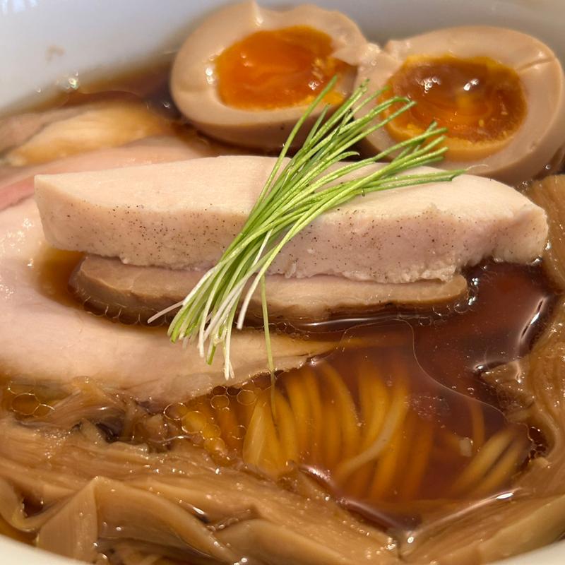 特製醤油らぁ麺(らぁ麺 あおば)