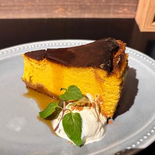 秋香る パンプキンスパイス バスクチーズケーキ(COFFEE & RESTAURANT GALVESTON CLUB)