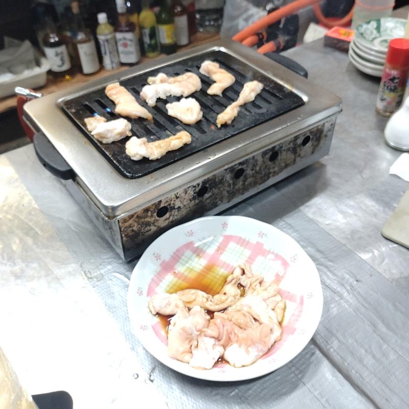 シロコロ生ホルモン(新井屋)