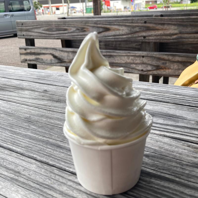 金子牧場のジャージー牛　ミルクソフト(南会津ふるさと物産館 )