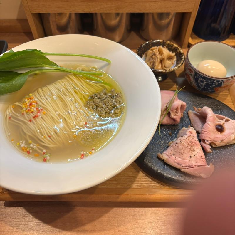 特製牡蠣とあさりオイルの塩そば(拉麺はま家)