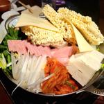 プデチゲ(韓国家庭料理と鍋 韓屋)