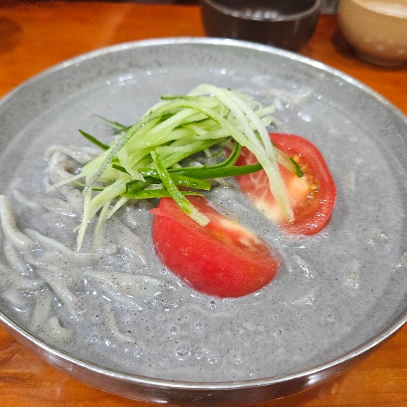 コングクス(合鴨肉専門店 サムスンネ)