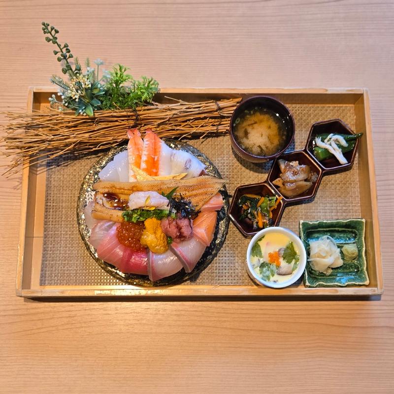 特選こぼれ海鮮御膳(ほまれ寿司)