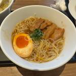台湾風やわらか煮豚麺