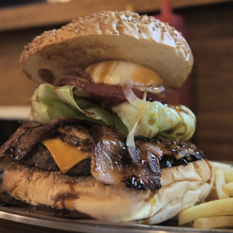 キャプテン ネイビーバーガー コンボ(アメリカンダイナー・ハニービー)