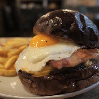 エッグベーコンチーズバーガー(IN THIS FLAVOR)