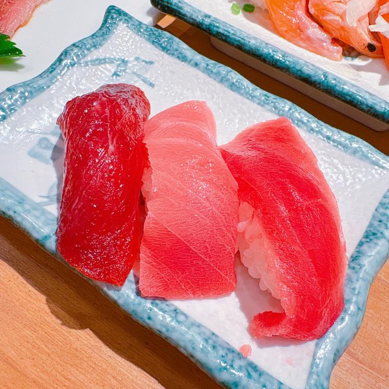 本マグロ三昧(すし酒場さしす KITTE大阪店)