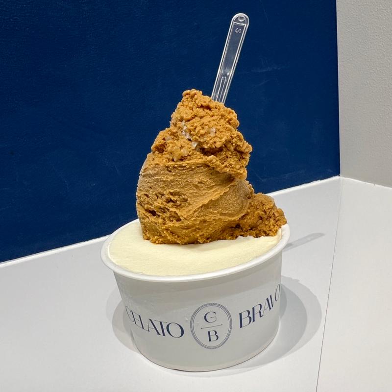 放牧ジャージー牛乳100%ジェラート/キャラメルソルト(GELATO BRAVO 丸ビル店)
