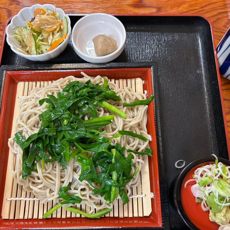ニラそば大盛り(手打ちそば うどん  さくら家)