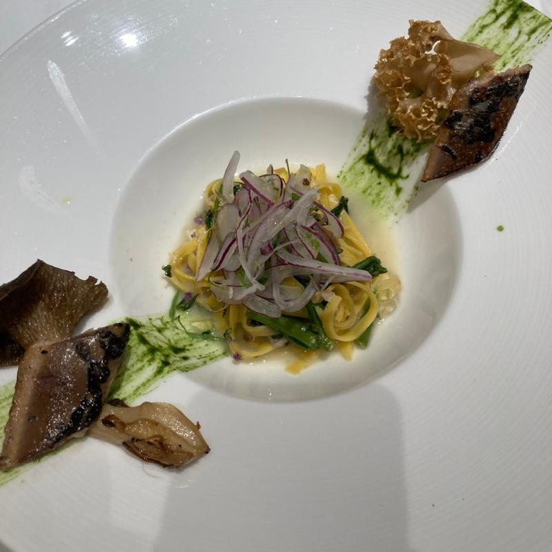 気仙沼産秋刀魚のアーリオオーリオ北海道小麦のタリオリーニ(代官山ASO チェレステ 日本橋店)